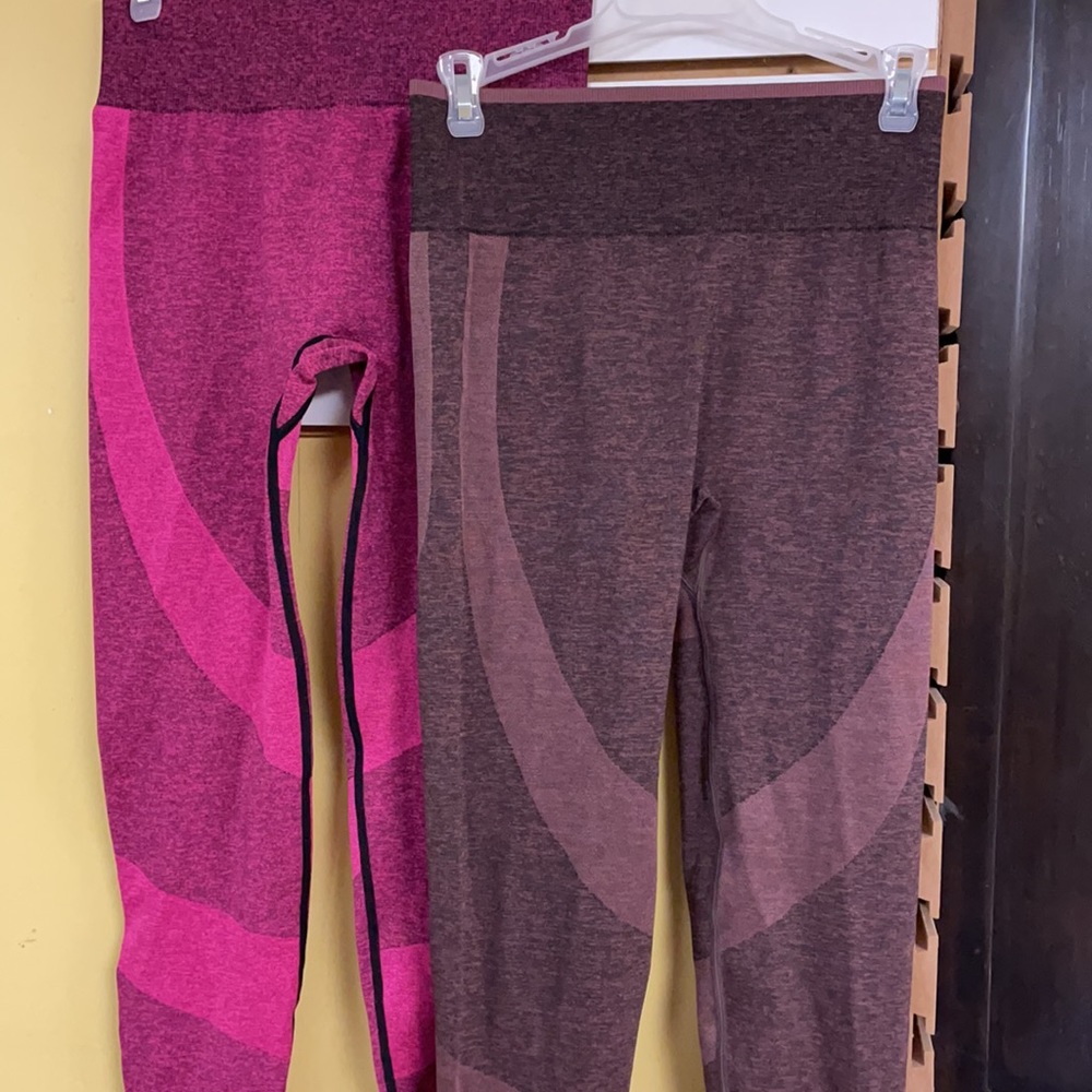 Victoria’s Secret pink seamless leggings